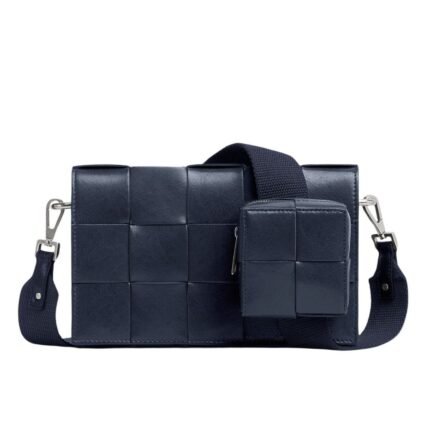 BOTTEGA VENETA CASSETTE WITH VERSATILE STRAP